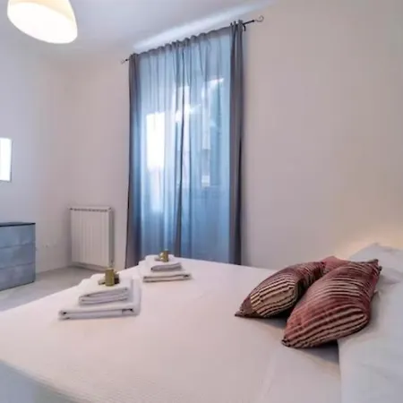 Savonarola Comfy Garden Flat Apartment